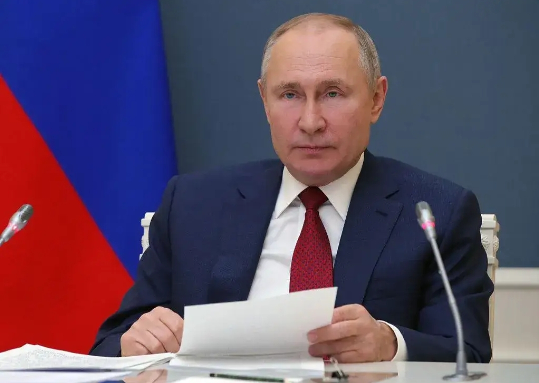 包含罗马痛失三分，保级困境愈发严峻的词条