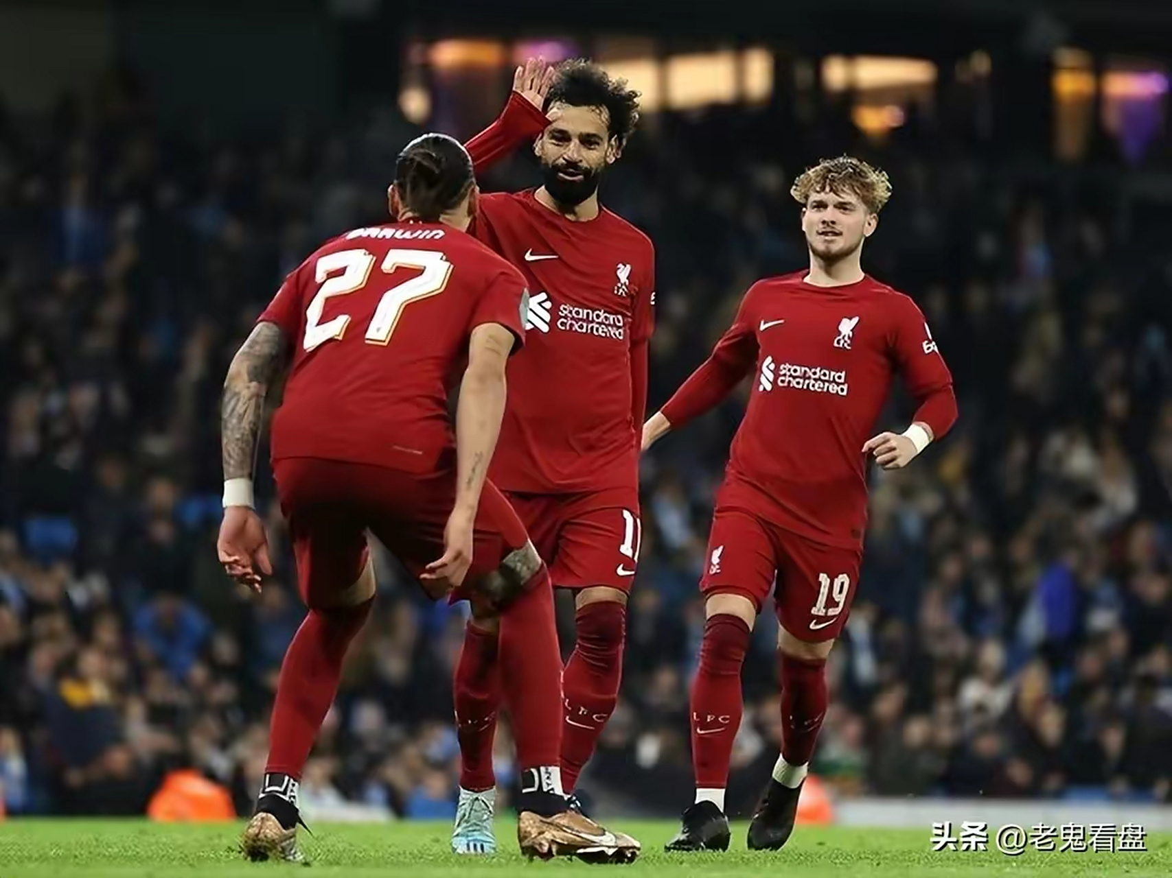 利物浦劲旅集结，团结拼搏为荣誉而战