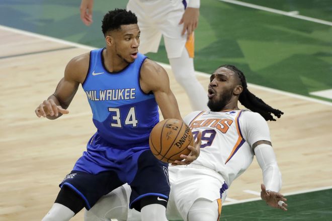 包含瑞典客场取胜，强势占据优势，晋级势头高涨的词条