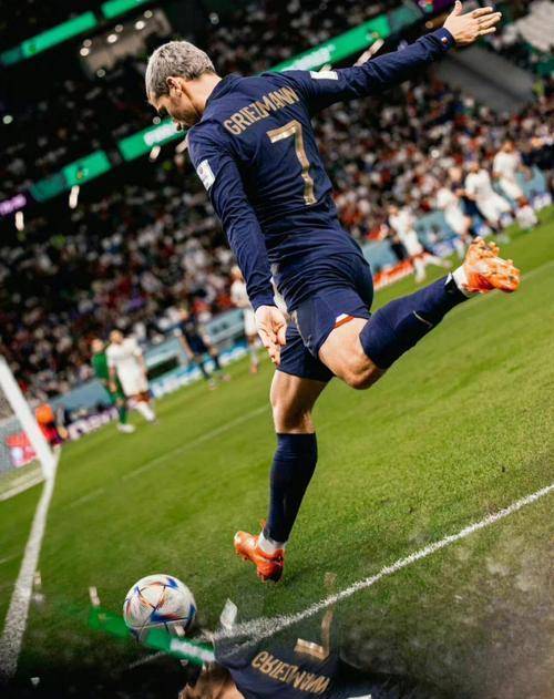 南特前锋获得法国联赛MVP的简单介绍 南特前锋获得法国联赛MVP的简单介绍