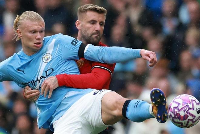 曼城横扫罗马，特尔施特根统治全场的简单介绍