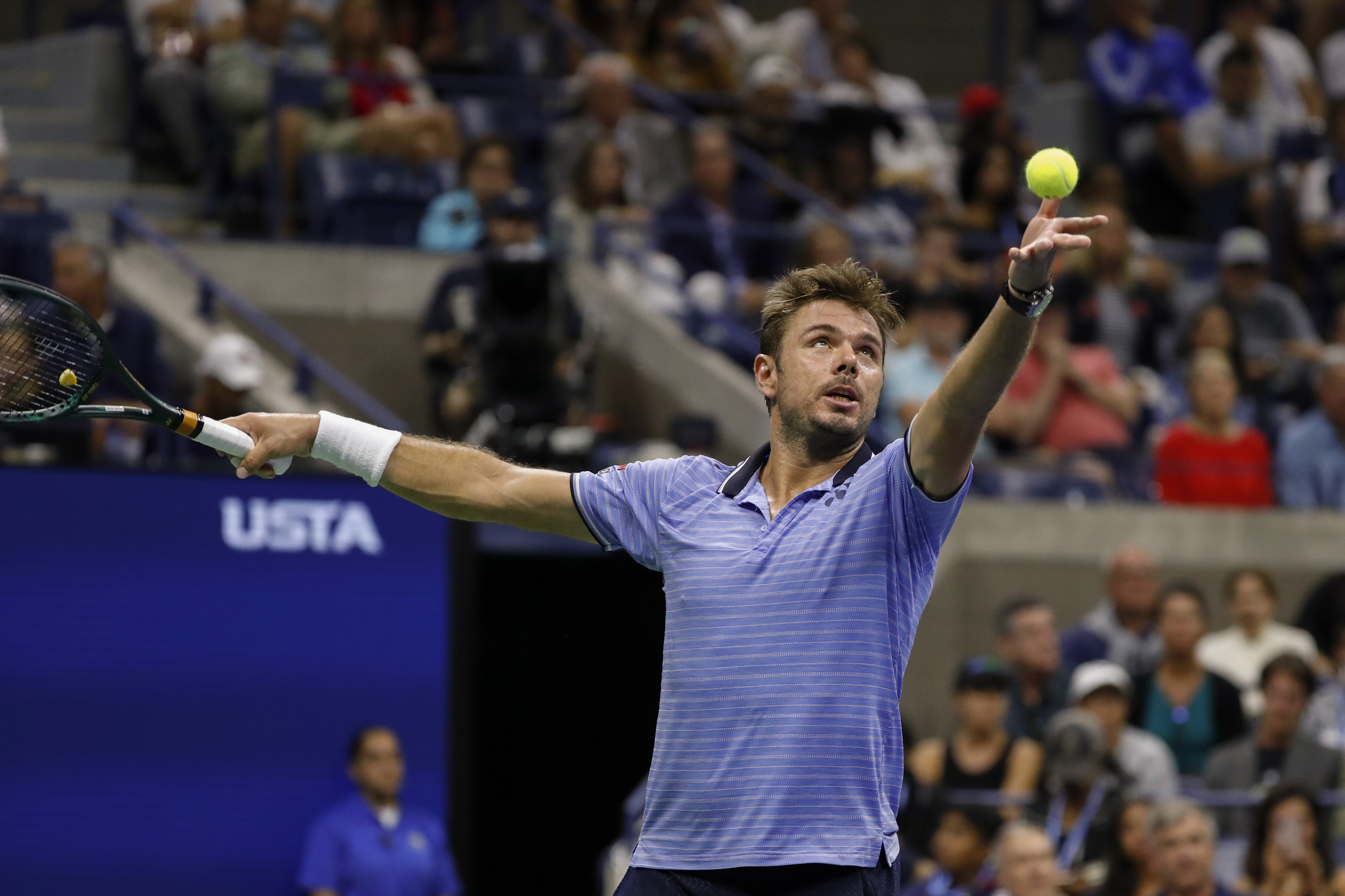 包含英国网球队险胜日本网球队,瓦林卡打破历史纪录的词条 包含英国网球队险胜日本网球队,瓦林卡打破历史纪录的词条