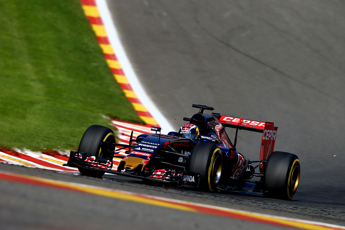 包含阿斯顿马丁险胜雷诺车队,皮亚斯特里刷新纪录的词条 包含阿斯顿马丁险胜雷诺车队,皮亚斯特里刷新纪录的词条