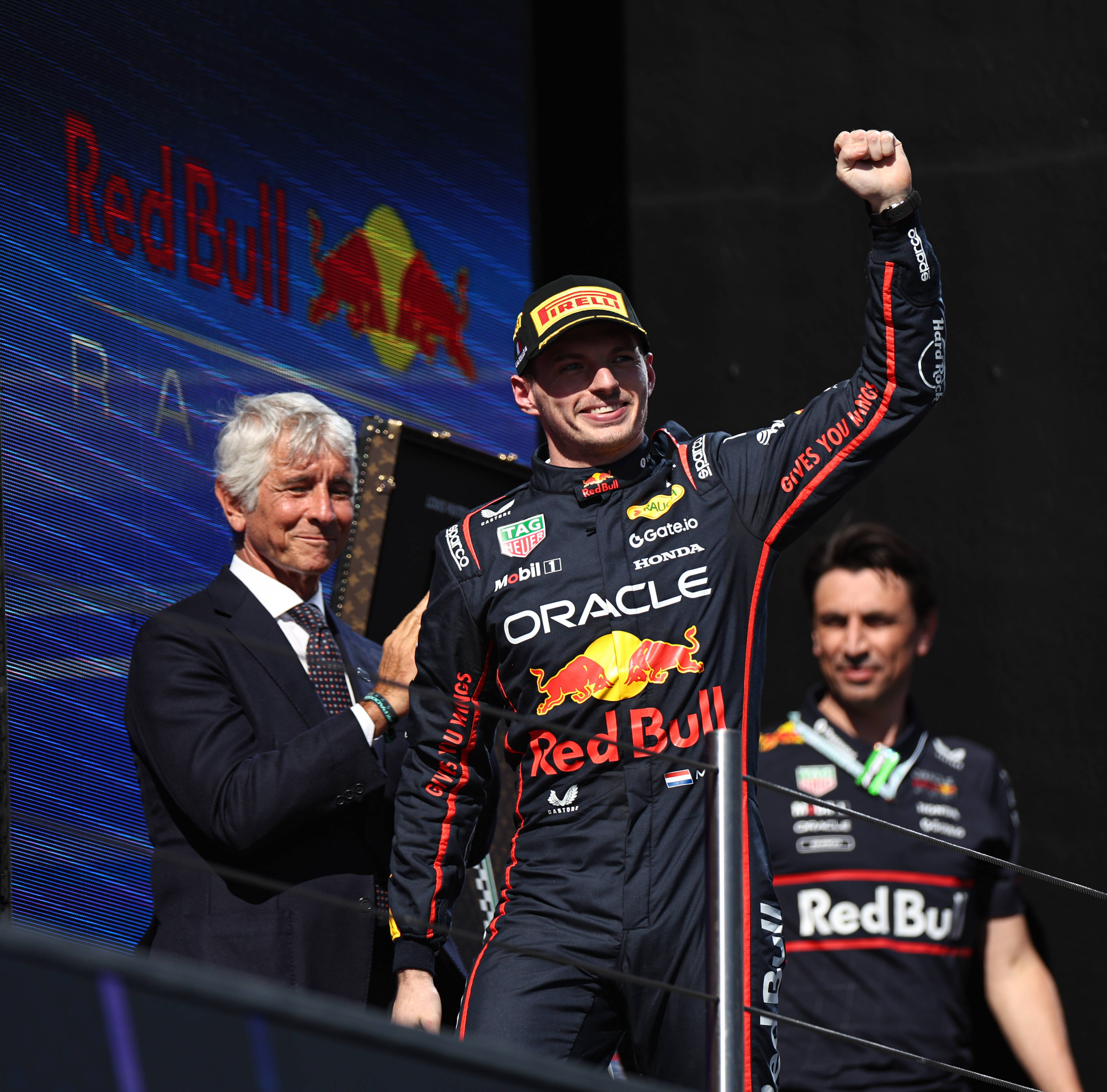 索伯车队鏖战哈斯车队，维斯塔潘关键制胜